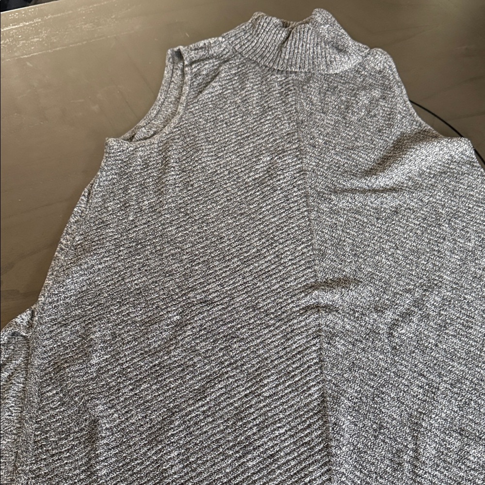 Apt. 9 Heather Gray Knitted Sleeveless Top